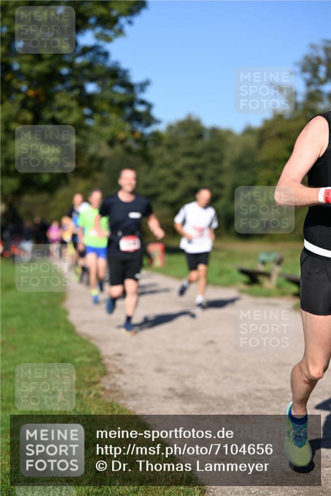 22.09.2024 - 32. Volkslauf durch das schöne Alstertal Dr. Thomas Lammeyer http://msf.ph/oto/7104656 22.09.2024 10:05:29 Laufen  meine-sportfotos.de