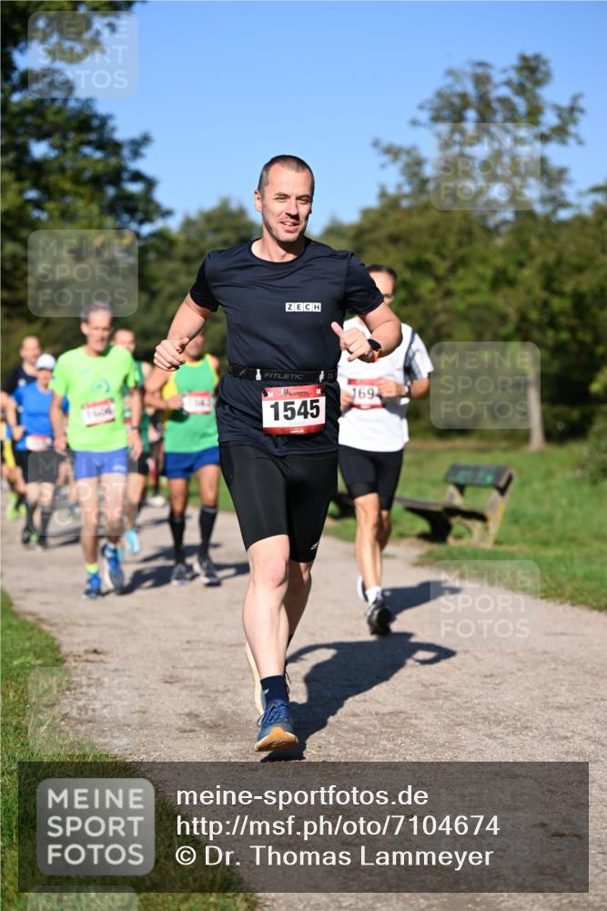 22.09.2024 - 32. Volkslauf durch das schöne Alstertal Dr. Thomas Lammeyer http://msf.ph/oto/7104674 22.09.2024 10:05:30 Laufen 169, 1545 meine-sportfotos.de