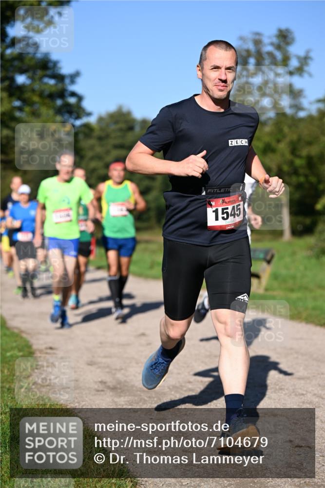 22.09.2024 - 32. Volkslauf durch das schöne Alstertal Dr. Thomas Lammeyer http://msf.ph/oto/7104679 22.09.2024 10:05:31 Laufen 1545 meine-sportfotos.de
