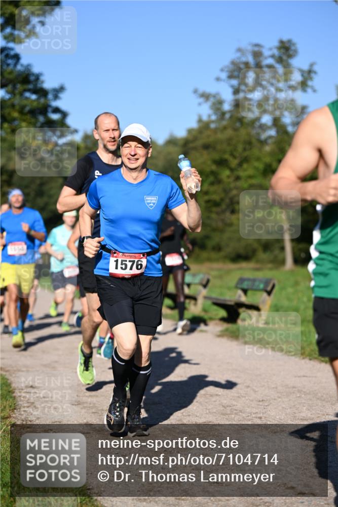 22.09.2024 - 32. Volkslauf durch das schöne Alstertal Dr. Thomas Lammeyer http://msf.ph/oto/7104714 22.09.2024 10:05:34 Laufen 1576 meine-sportfotos.de