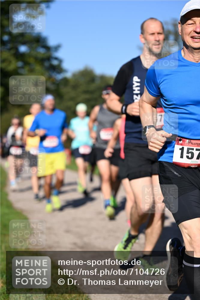 22.09.2024 - 32. Volkslauf durch das schöne Alstertal Dr. Thomas Lammeyer http://msf.ph/oto/7104726 22.09.2024 10:05:35 Laufen 157 meine-sportfotos.de