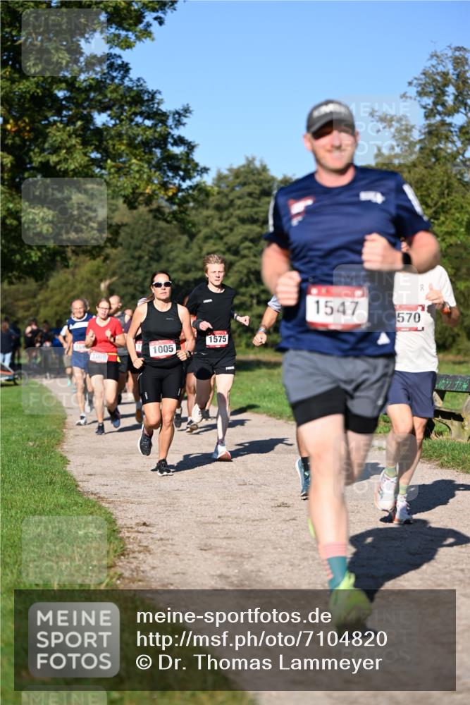 22.09.2024 - 32. Volkslauf durch das schöne Alstertal Dr. Thomas Lammeyer http://msf.ph/oto/7104820 22.09.2024 10:05:43 Laufen 1575, 1005, 1547, 570, 8 meine-sportfotos.de