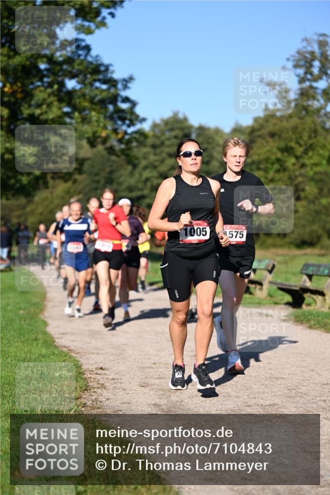 22.09.2024 - 32. Volkslauf durch das schöne Alstertal Dr. Thomas Lammeyer http://msf.ph/oto/7104843 22.09.2024 10:05:45 Laufen 1005, 575 meine-sportfotos.de