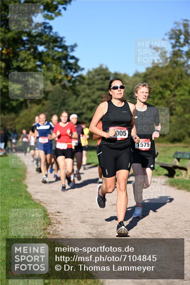 22.09.2024 - 32. Volkslauf durch das schöne Alstertal Dr. Thomas Lammeyer http://msf.ph/oto/7104845 22.09.2024 10:05:45 Laufen 005, 575 meine-sportfotos.de