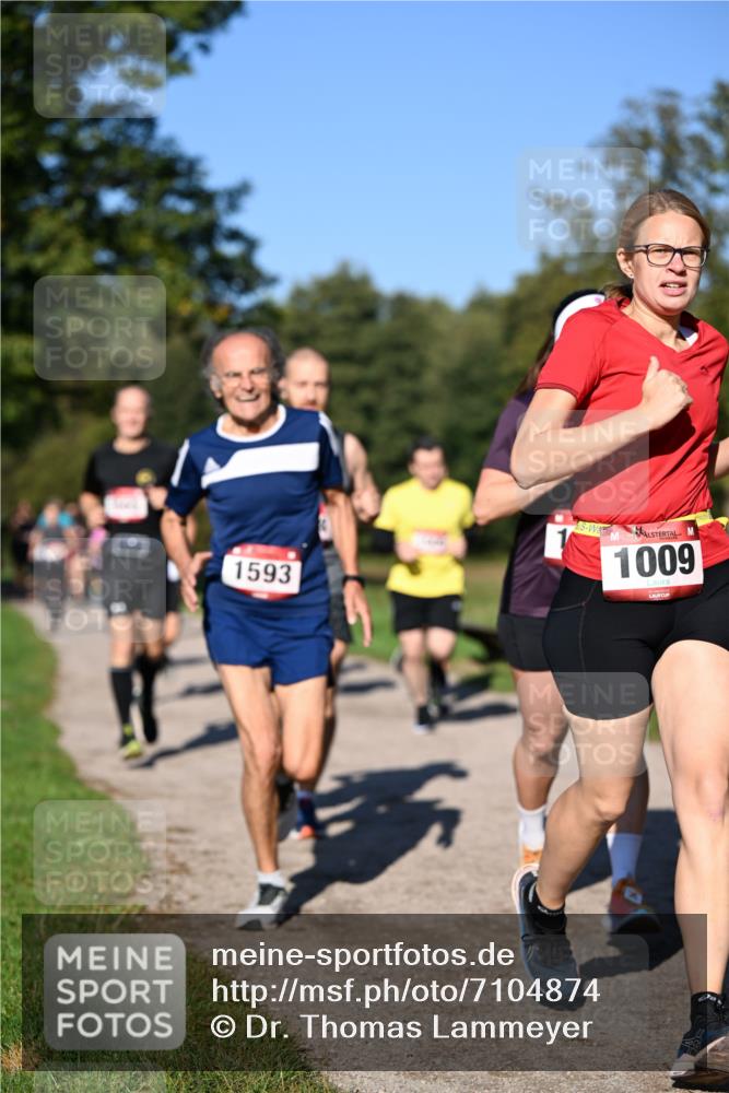 22.09.2024 - 32. Volkslauf durch das schöne Alstertal Dr. Thomas Lammeyer http://msf.ph/oto/7104874 22.09.2024 10:05:48 Laufen 1593, 1009 meine-sportfotos.de