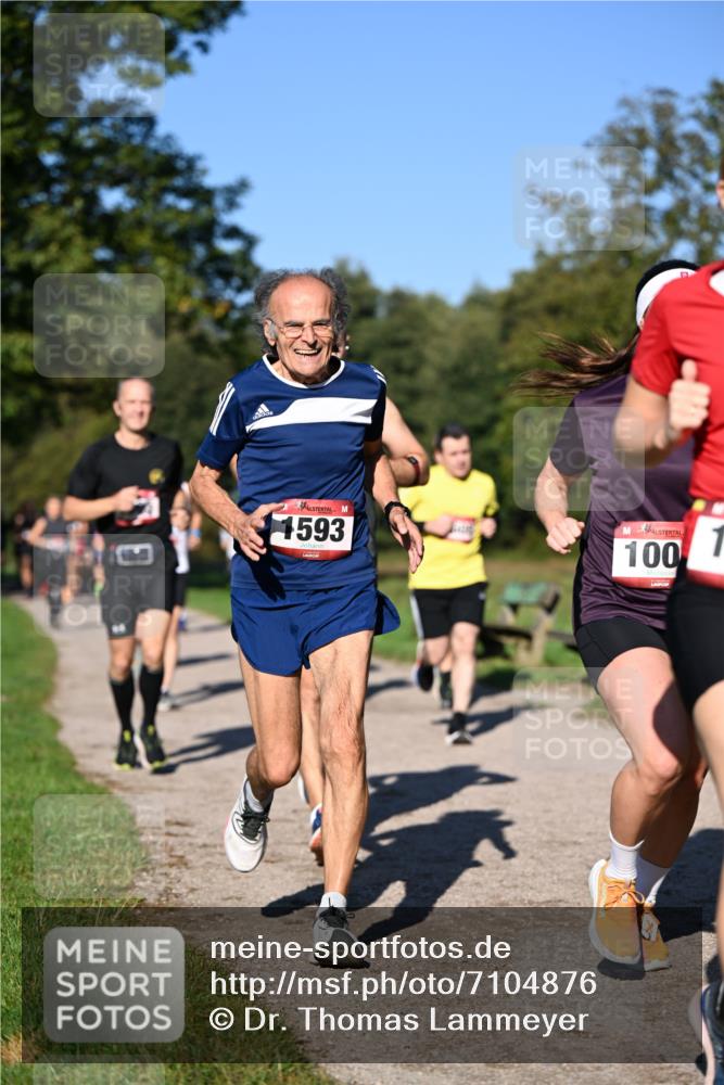 22.09.2024 - 32. Volkslauf durch das schöne Alstertal Dr. Thomas Lammeyer http://msf.ph/oto/7104876 22.09.2024 10:05:48 Laufen 1593, 100 meine-sportfotos.de