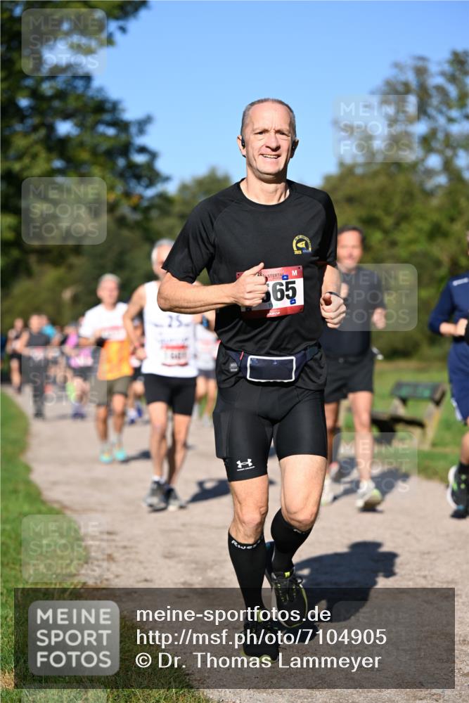 22.09.2024 - 32. Volkslauf durch das schöne Alstertal Dr. Thomas Lammeyer http://msf.ph/oto/7104905 22.09.2024 10:05:50 Laufen 25, 65 meine-sportfotos.de