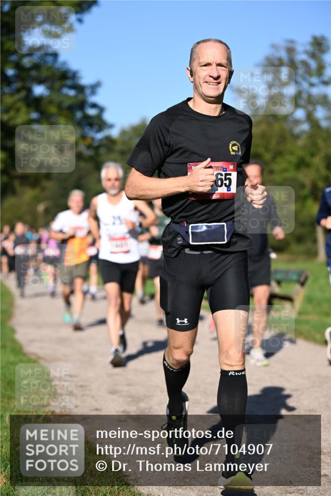 22.09.2024 - 32. Volkslauf durch das schöne Alstertal Dr. Thomas Lammeyer http://msf.ph/oto/7104907 22.09.2024 10:05:50 Laufen 2823, 65 meine-sportfotos.de