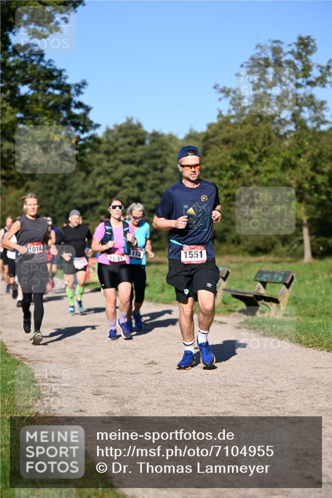22.09.2024 - 32. Volkslauf durch das schöne Alstertal Dr. Thomas Lammeyer http://msf.ph/oto/7104955 22.09.2024 10:05:54 Laufen 010, 1091, 112, 1551 meine-sportfotos.de
