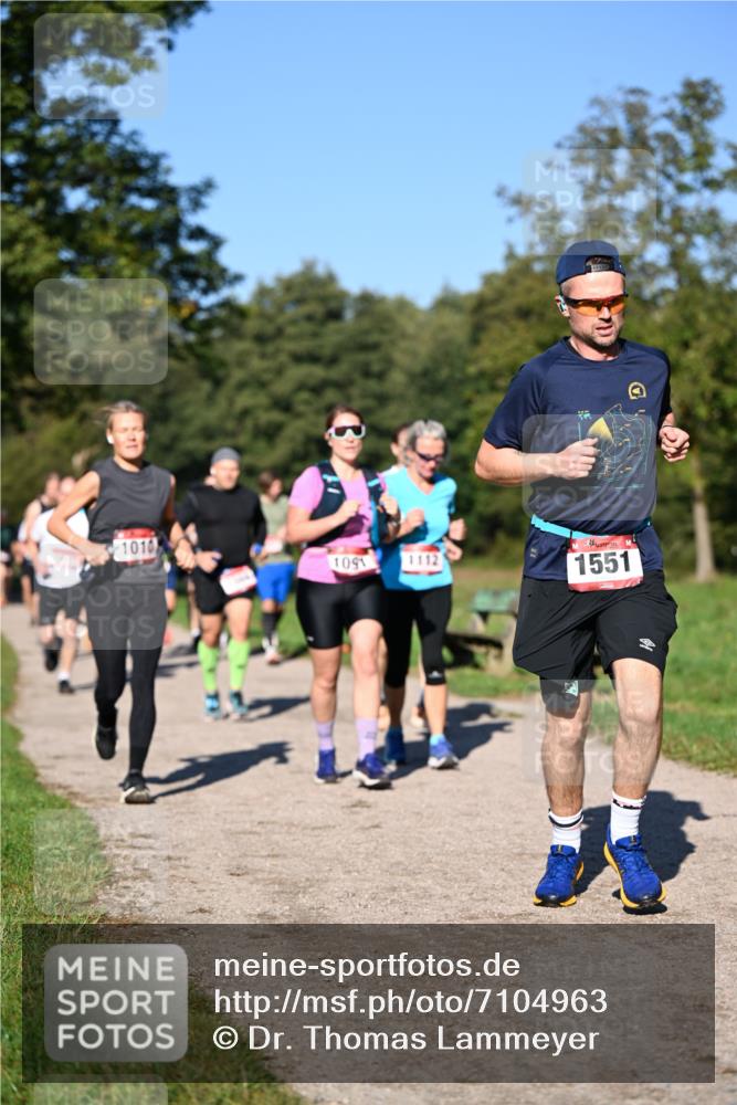 22.09.2024 - 32. Volkslauf durch das schöne Alstertal Dr. Thomas Lammeyer http://msf.ph/oto/7104963 22.09.2024 10:05:55 Laufen 1010, 1091, 1112, 1551 meine-sportfotos.de