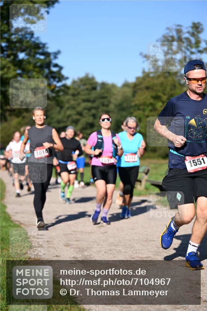 22.09.2024 - 32. Volkslauf durch das schöne Alstertal Dr. Thomas Lammeyer http://msf.ph/oto/7104967 22.09.2024 10:05:55 Laufen 1010, 1091, 1551 meine-sportfotos.de