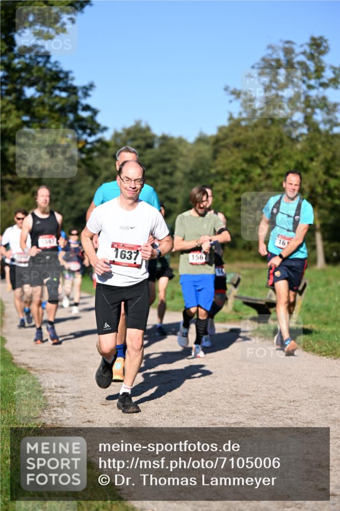 22.09.2024 - 32. Volkslauf durch das schöne Alstertal Dr. Thomas Lammeyer http://msf.ph/oto/7105006 22.09.2024 10:05:59 Laufen 1597, 1637, 156, 6, 16 meine-sportfotos.de