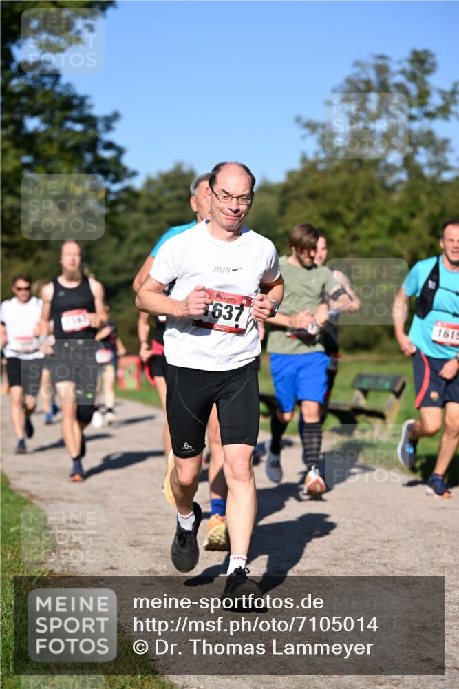 22.09.2024 - 32. Volkslauf durch das schöne Alstertal Dr. Thomas Lammeyer http://msf.ph/oto/7105014 22.09.2024 10:05:59 Laufen 6, 1637, 1615 meine-sportfotos.de