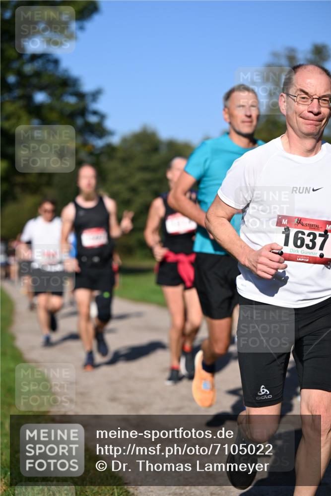 22.09.2024 - 32. Volkslauf durch das schöne Alstertal Dr. Thomas Lammeyer http://msf.ph/oto/7105022 22.09.2024 10:06:00 Laufen 8, 1637 meine-sportfotos.de