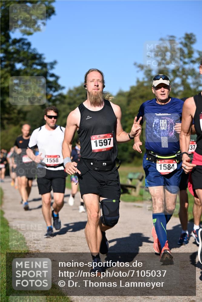 22.09.2024 - 32. Volkslauf durch das schöne Alstertal Dr. Thomas Lammeyer http://msf.ph/oto/7105037 22.09.2024 10:06:01 Laufen 1558, 1597, 20, 37, 1584 meine-sportfotos.de