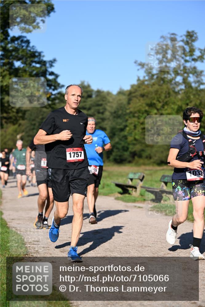 22.09.2024 - 32. Volkslauf durch das schöne Alstertal Dr. Thomas Lammeyer http://msf.ph/oto/7105066 22.09.2024 10:06:04 Laufen 15, 1757, 1033, 3 meine-sportfotos.de