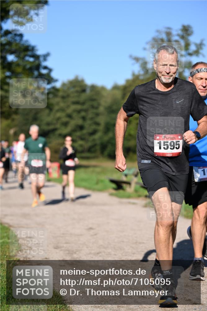 22.09.2024 - 32. Volkslauf durch das schöne Alstertal Dr. Thomas Lammeyer http://msf.ph/oto/7105095 22.09.2024 10:06:06 Laufen 1595, 1 meine-sportfotos.de