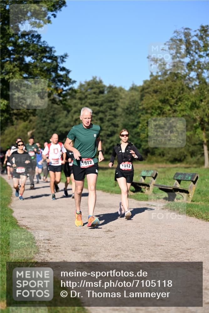 22.09.2024 - 32. Volkslauf durch das schöne Alstertal Dr. Thomas Lammeyer http://msf.ph/oto/7105118 22.09.2024 10:06:08 Laufen 1093, 0, 612, 1012 meine-sportfotos.de