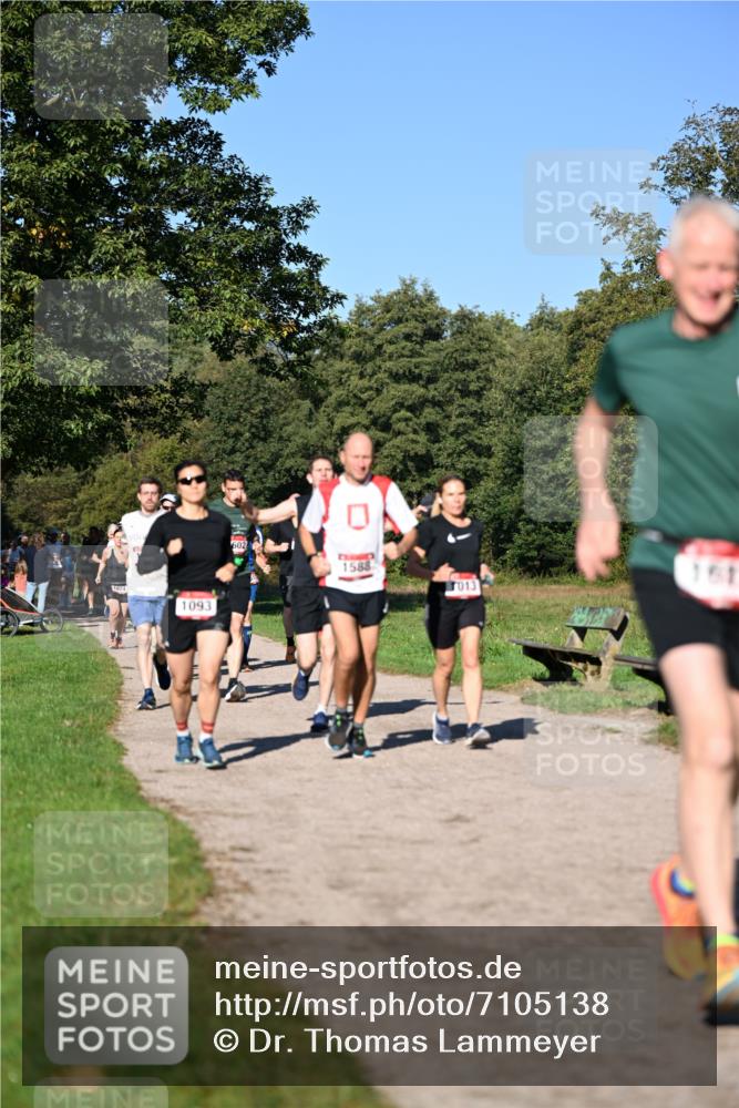 22.09.2024 - 32. Volkslauf durch das schöne Alstertal Dr. Thomas Lammeyer http://msf.ph/oto/7105138 22.09.2024 10:06:10 Laufen 1093, 602, 1588, 013, 161 meine-sportfotos.de