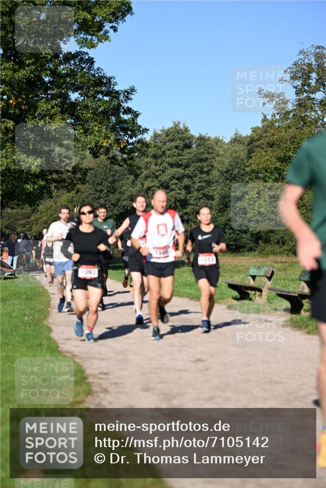 22.09.2024 - 32. Volkslauf durch das schöne Alstertal Dr. Thomas Lammeyer http://msf.ph/oto/7105142 22.09.2024 10:06:10 Laufen 1093, 1013 meine-sportfotos.de