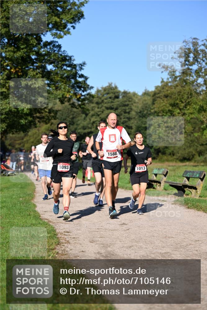 22.09.2024 - 32. Volkslauf durch das schöne Alstertal Dr. Thomas Lammeyer http://msf.ph/oto/7105146 22.09.2024 10:06:11 Laufen 1582, 1093, 1588, 1013 meine-sportfotos.de