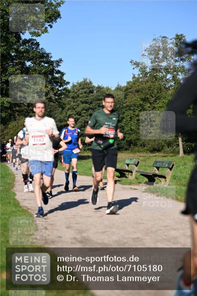 22.09.2024 - 32. Volkslauf durch das schöne Alstertal Dr. Thomas Lammeyer http://msf.ph/oto/7105180 22.09.2024 10:06:14 Laufen 1572, 1582 meine-sportfotos.de