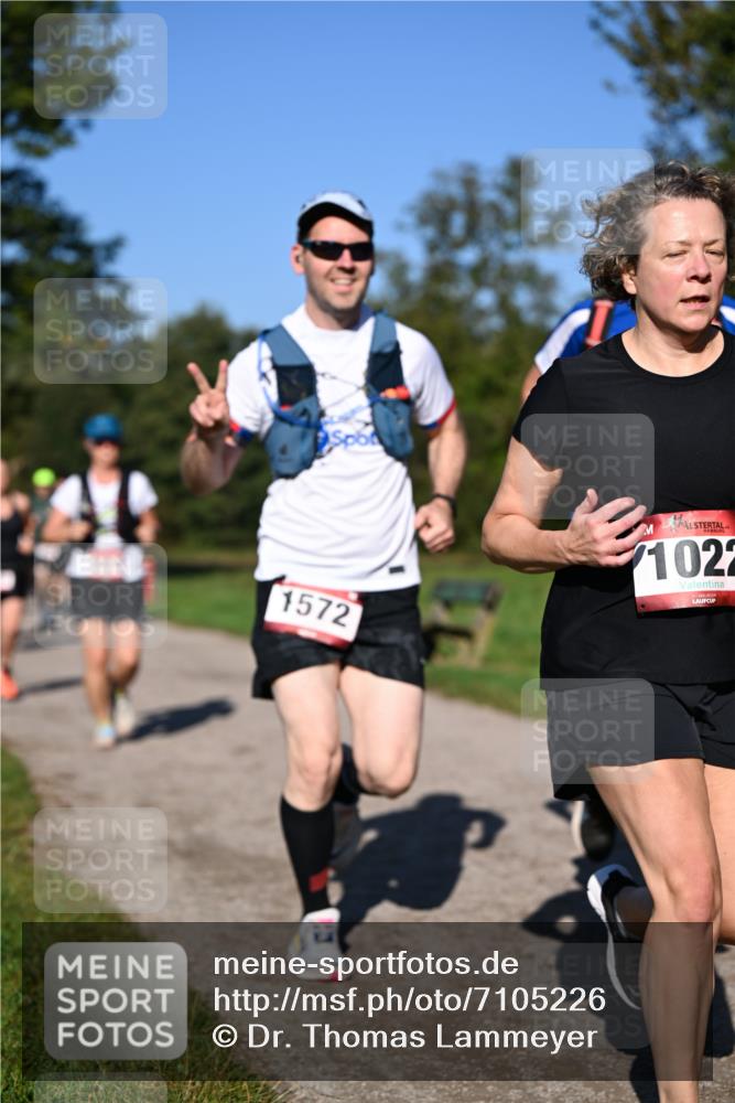 22.09.2024 - 32. Volkslauf durch das schöne Alstertal Dr. Thomas Lammeyer http://msf.ph/oto/7105226 22.09.2024 10:06:17 Laufen 1572, 1022 meine-sportfotos.de