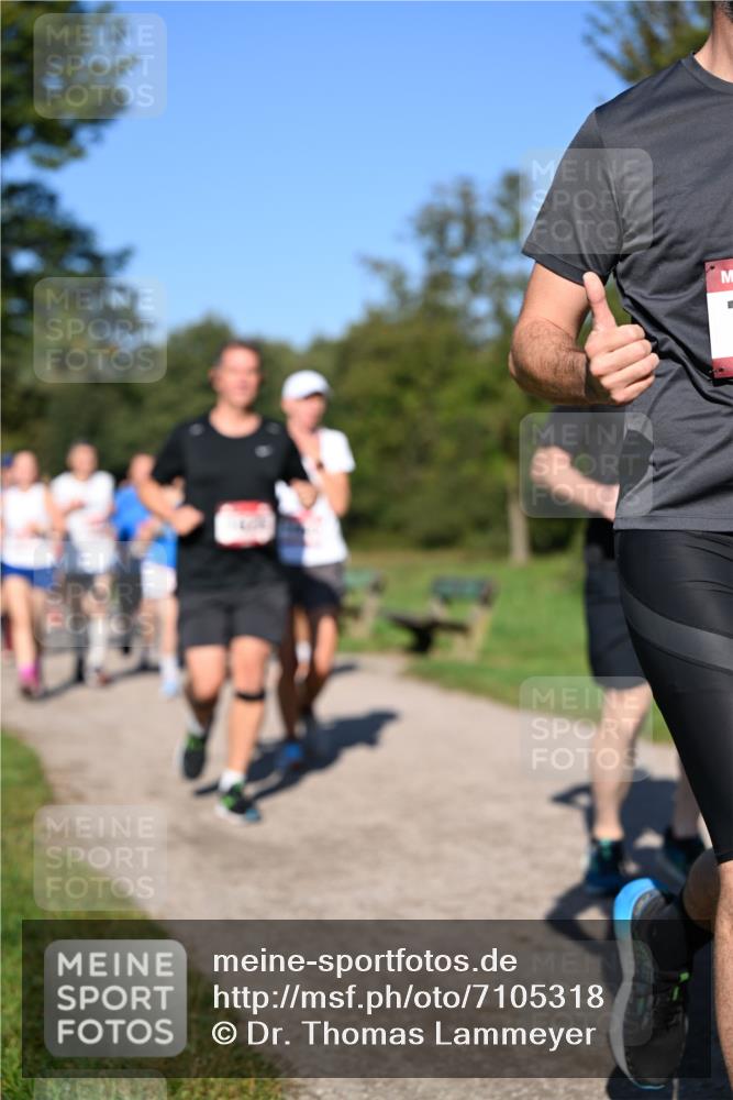 22.09.2024 - 32. Volkslauf durch das schöne Alstertal Dr. Thomas Lammeyer http://msf.ph/oto/7105318 22.09.2024 10:06:26 Laufen  meine-sportfotos.de