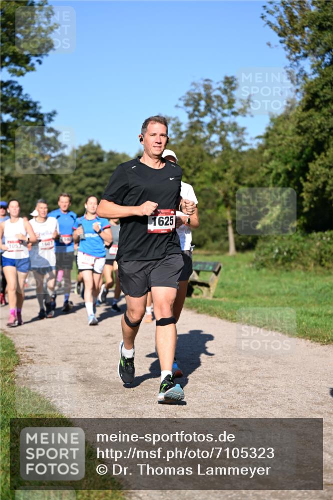 22.09.2024 - 32. Volkslauf durch das schöne Alstertal Dr. Thomas Lammeyer http://msf.ph/oto/7105323 22.09.2024 10:06:27 Laufen 1053, 1607, 1625 meine-sportfotos.de