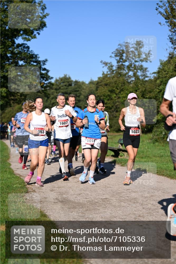 22.09.2024 - 32. Volkslauf durch das schöne Alstertal Dr. Thomas Lammeyer http://msf.ph/oto/7105336 22.09.2024 10:06:28 Laufen 16, 053, 1607, 92, 101, 1023 meine-sportfotos.de