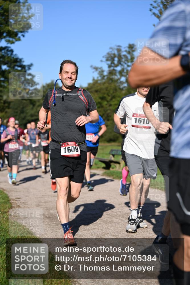 22.09.2024 - 32. Volkslauf durch das schöne Alstertal Dr. Thomas Lammeyer http://msf.ph/oto/7105384 22.09.2024 10:06:32 Laufen 1030, 1609, 1610 meine-sportfotos.de