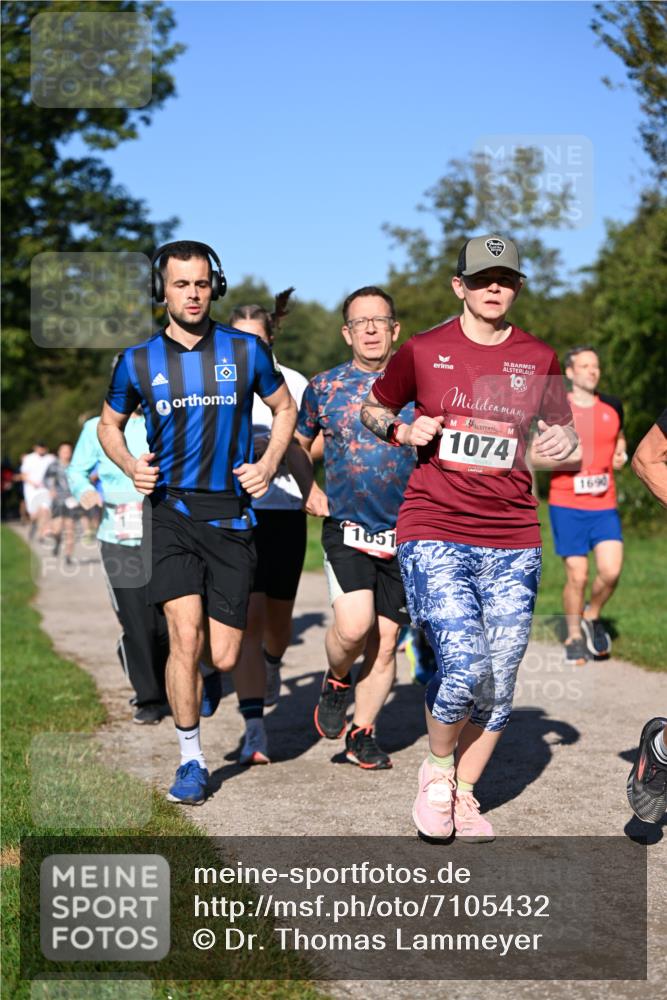 22.09.2024 - 32. Volkslauf durch das schöne Alstertal Dr. Thomas Lammeyer http://msf.ph/oto/7105432 22.09.2024 10:06:37 Laufen 1651, 1074, 1690 meine-sportfotos.de