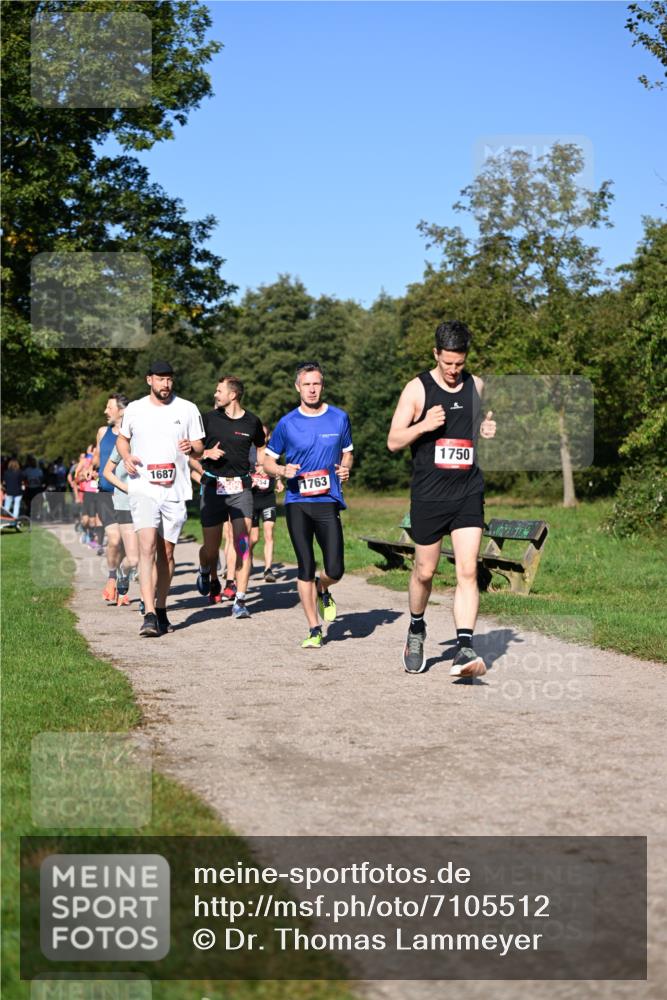 22.09.2024 - 32. Volkslauf durch das schöne Alstertal Dr. Thomas Lammeyer http://msf.ph/oto/7105512 22.09.2024 10:06:45 Laufen 1687, 1763, 1750 meine-sportfotos.de