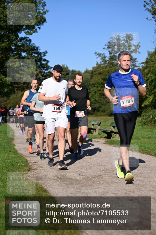 22.09.2024 - 32. Volkslauf durch das schöne Alstertal Dr. Thomas Lammeyer http://msf.ph/oto/7105533 22.09.2024 10:06:47 Laufen 1687, 1763, 2509 meine-sportfotos.de
