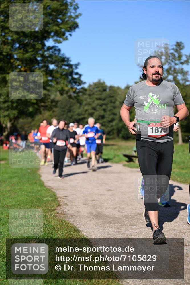 22.09.2024 - 32. Volkslauf durch das schöne Alstertal Dr. Thomas Lammeyer http://msf.ph/oto/7105629 22.09.2024 10:06:59 Laufen 361, 167 meine-sportfotos.de