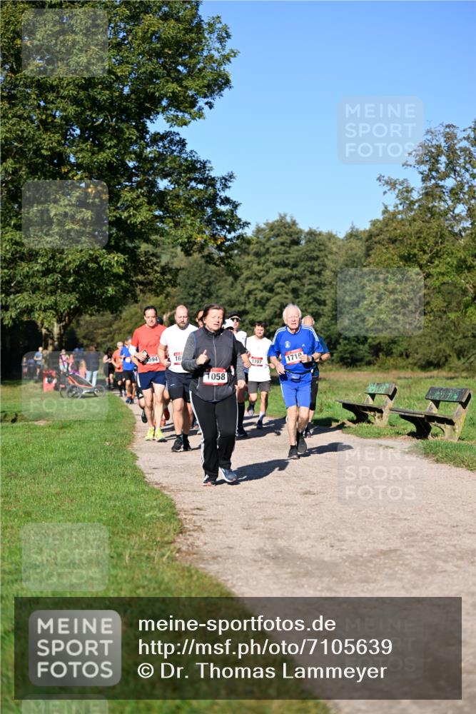22.09.2024 - 32. Volkslauf durch das schöne Alstertal Dr. Thomas Lammeyer http://msf.ph/oto/7105639 22.09.2024 10:07:00 Laufen 1594, 16, 1707, 1710, 1058 meine-sportfotos.de
