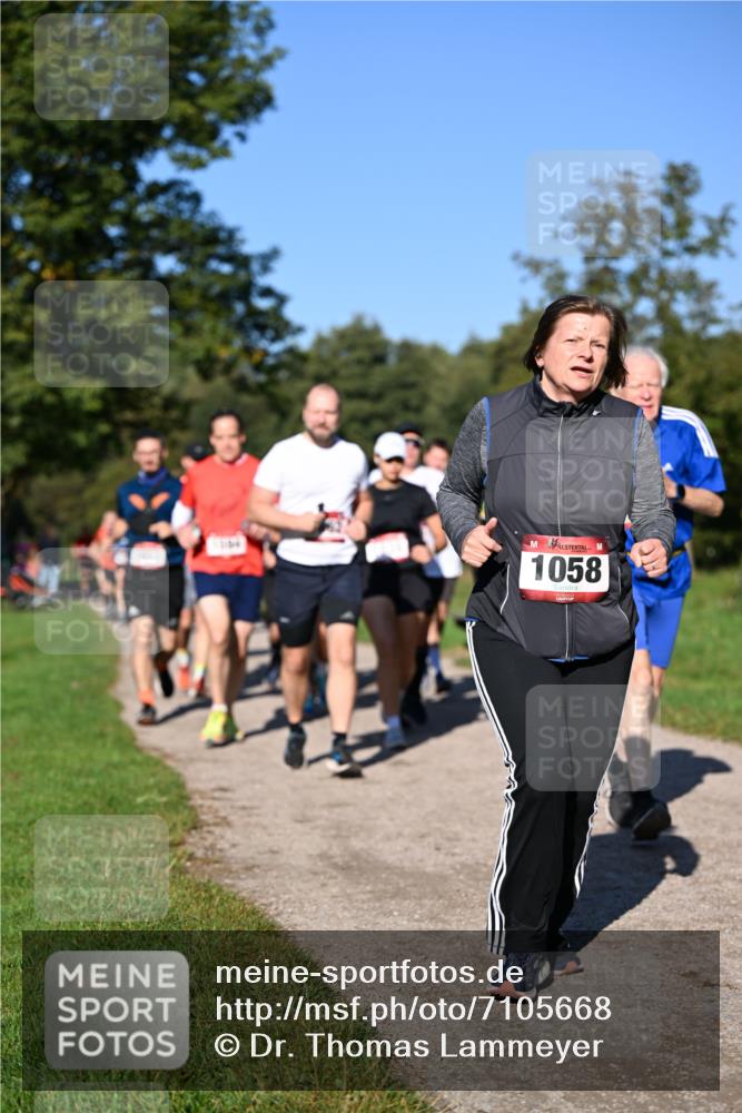 22.09.2024 - 32. Volkslauf durch das schöne Alstertal Dr. Thomas Lammeyer http://msf.ph/oto/7105668 22.09.2024 10:07:03 Laufen 1058 meine-sportfotos.de