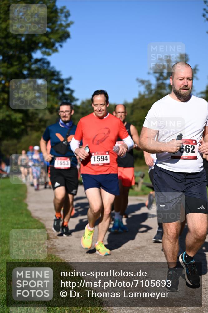 22.09.2024 - 32. Volkslauf durch das schöne Alstertal Dr. Thomas Lammeyer http://msf.ph/oto/7105693 22.09.2024 10:07:05 Laufen 1594, 1653, 662 meine-sportfotos.de