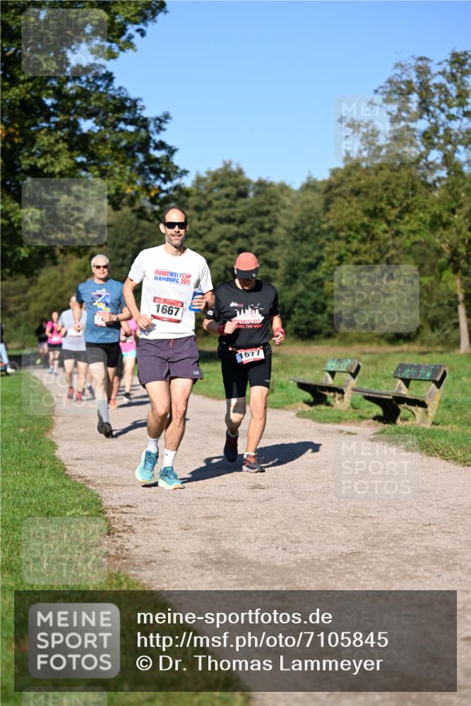 22.09.2024 - 32. Volkslauf durch das schöne Alstertal Dr. Thomas Lammeyer http://msf.ph/oto/7105845 22.09.2024 10:07:21 Laufen 2011, 1667, 1677 meine-sportfotos.de
