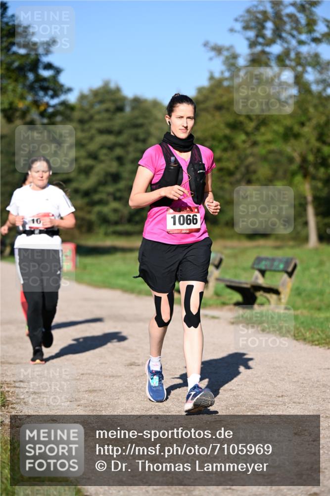22.09.2024 - 32. Volkslauf durch das schöne Alstertal Dr. Thomas Lammeyer http://msf.ph/oto/7105969 22.09.2024 10:07:35 Laufen 1066 meine-sportfotos.de