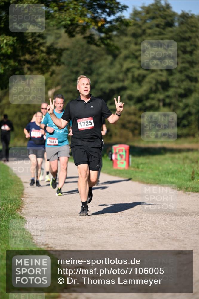 22.09.2024 - 32. Volkslauf durch das schöne Alstertal Dr. Thomas Lammeyer http://msf.ph/oto/7106005 22.09.2024 10:07:44 Laufen 1681, 1725 meine-sportfotos.de
