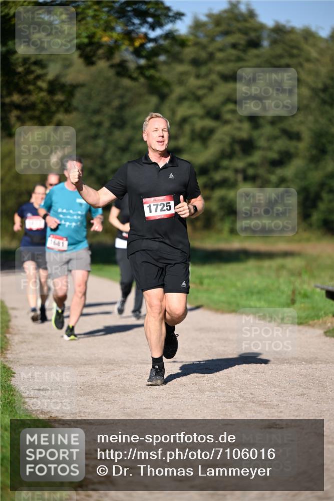 22.09.2024 - 32. Volkslauf durch das schöne Alstertal Dr. Thomas Lammeyer http://msf.ph/oto/7106016 22.09.2024 10:07:45 Laufen 1725 meine-sportfotos.de
