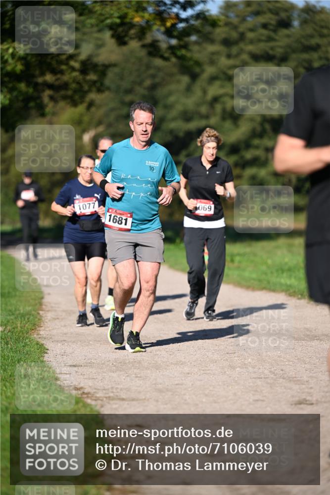 22.09.2024 - 32. Volkslauf durch das schöne Alstertal Dr. Thomas Lammeyer http://msf.ph/oto/7106039 22.09.2024 10:07:47 Laufen 1077, 1681, 32, 069 meine-sportfotos.de