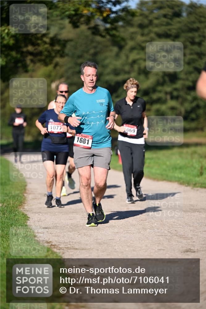 22.09.2024 - 32. Volkslauf durch das schöne Alstertal Dr. Thomas Lammeyer http://msf.ph/oto/7106041 22.09.2024 10:07:48 Laufen 1077, 1681, 32, 069 meine-sportfotos.de