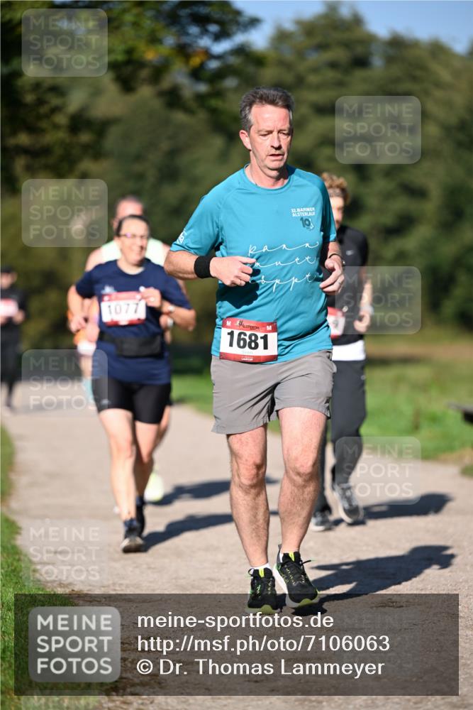 22.09.2024 - 32. Volkslauf durch das schöne Alstertal Dr. Thomas Lammeyer http://msf.ph/oto/7106063 22.09.2024 10:07:49 Laufen 137, 1077, 1681, 32 meine-sportfotos.de