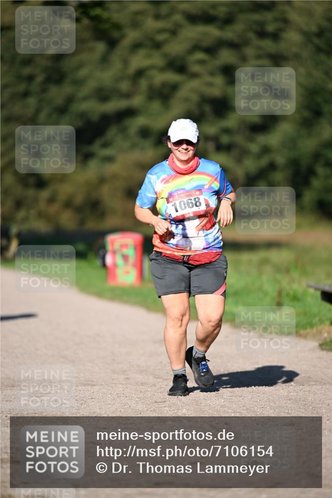 22.09.2024 - 32. Volkslauf durch das schöne Alstertal Dr. Thomas Lammeyer http://msf.ph/oto/7106154 22.09.2024 10:08:09 Laufen 1068 meine-sportfotos.de