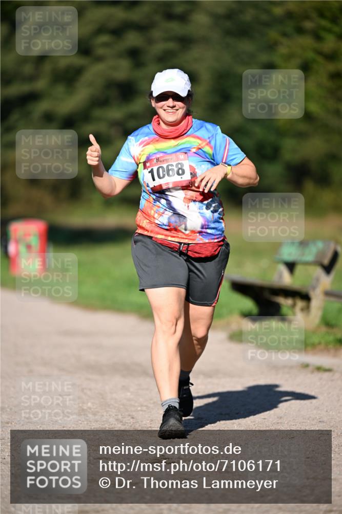 22.09.2024 - 32. Volkslauf durch das schöne Alstertal Dr. Thomas Lammeyer http://msf.ph/oto/7106171 22.09.2024 10:08:10 Laufen 1068 meine-sportfotos.de