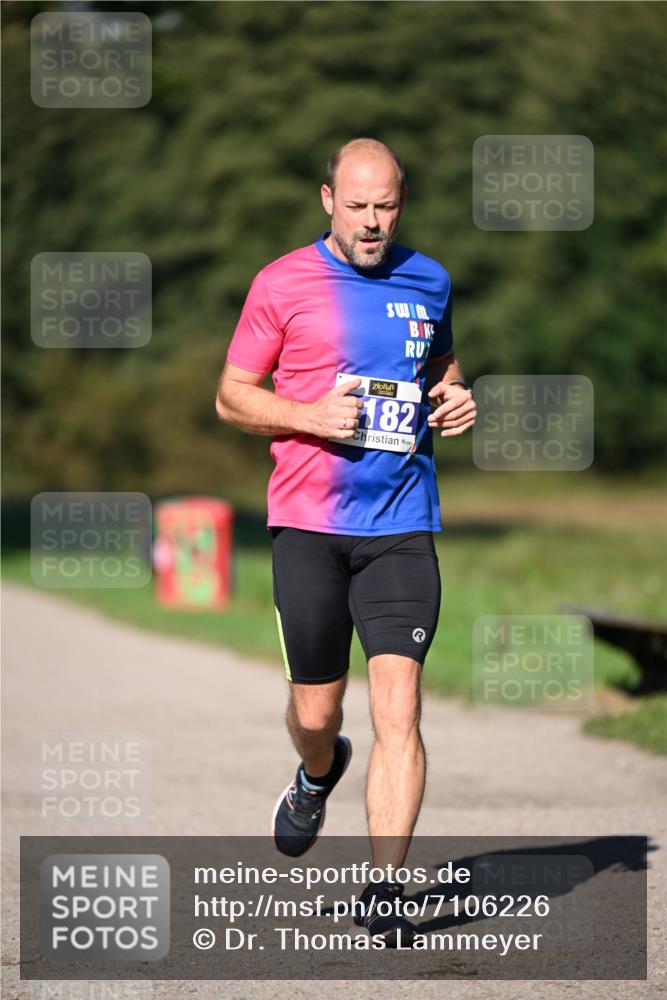 22.09.2024 - 32. Volkslauf durch das schöne Alstertal Dr. Thomas Lammeyer http://msf.ph/oto/7106226 22.09.2024 10:15:20 Laufen 182 meine-sportfotos.de