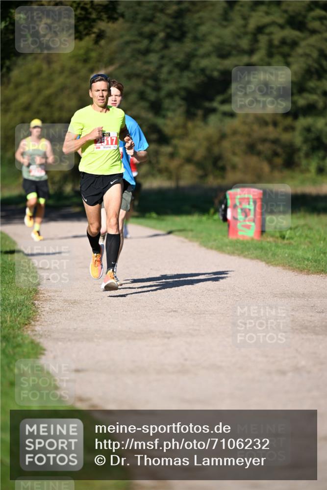 22.09.2024 - 32. Volkslauf durch das schöne Alstertal Dr. Thomas Lammeyer http://msf.ph/oto/7106232 22.09.2024 10:24:19 Laufen 2317 meine-sportfotos.de