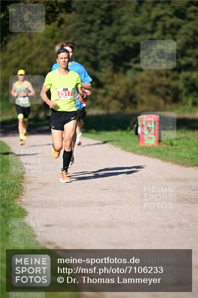 22.09.2024 - 32. Volkslauf durch das schöne Alstertal Dr. Thomas Lammeyer http://msf.ph/oto/7106233 22.09.2024 10:24:19 Laufen 2517 meine-sportfotos.de